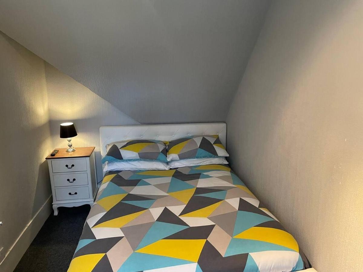 אברדין Rural Chapel Cottage Near Airport Bar & Hot Tub מראה חיצוני תמונה